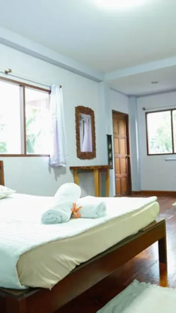 ห้องสแตนดาร์ด เตียงใหญ่ 1 เตียง