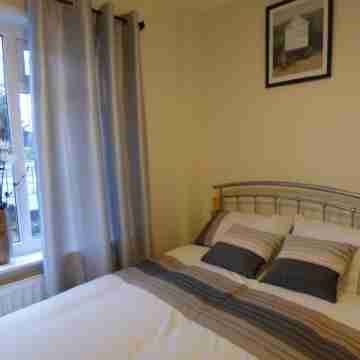 Birdholme House Rooms