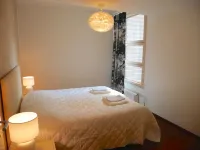 2Ndhomes Lux Kamppi Center Apt w Sauna โรงแรมใน