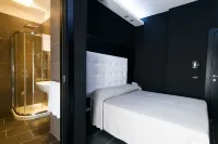 Fly Boutique Hotel