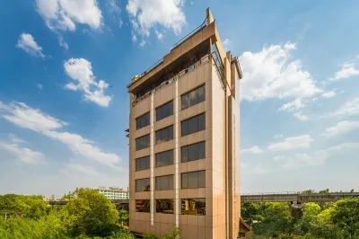 Hotel Peninsula Redpine Các khách sạn ở Mumbai