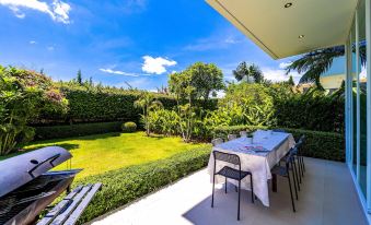 Phu Montra Villa with Ocean View A4