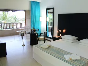 Dom Pedro Laguna Beach Resort & Golf by Wam Experience
