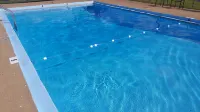 Early American Motel - Pools