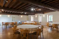 Clos St Eloi, the Originals Relais Hotels in Viscomtat