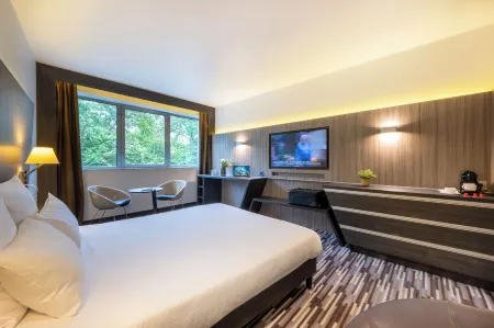 Nemea Appart Hotel Concorde Toulouse Gare Matabiau Отели рядом с достопримечательностью «Монастырь якобинцев в Тулузе»