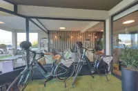 Hotel the Originals Bernay Acropole Hotels in Broglie