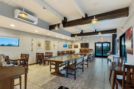 Hotel McCoy - Art, Coffee, Beer, Wine