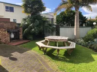 Cottage Park Thermal Motel Hotel in zona Papamoa Beach