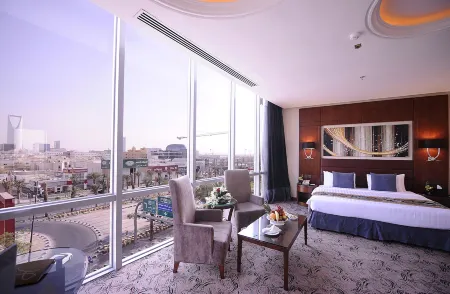 Qaser Al Hamra by Warwick