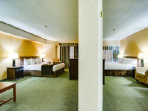 ソーリッジ イン & カンファレンス センター エドモントン サウス エドモントンのホテル