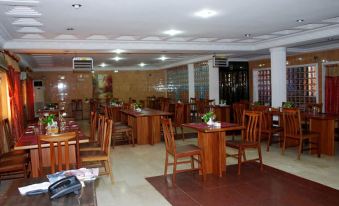 Royal Marble Hotel
