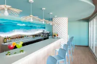 Hotel Puente Real - بار