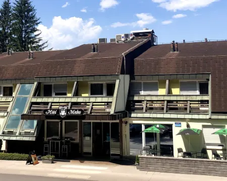 梅德諾酒店 Ljubljana - Sentvid酒店