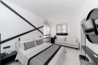 Divelia Hotel - Bed and Breakfasts