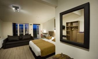 Hlid Fisherman's Village