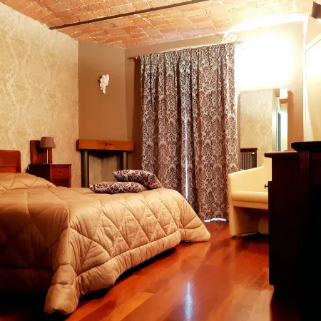 Red Wine - Guest House