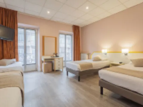 โรงแรมบุสบี โรงแรมในนีซ