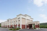 Hampton Inn Pine Grove Các khách sạn ở Xã Swatara