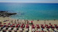 Alma Resort - Beach