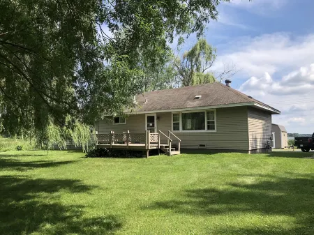 3-Bedroom Lakefront House