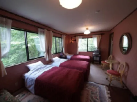 โรงแรมปิคโกโล โอเปรา คารุอิซาวา โรงแรมใกล้Hori Tatsuo Memorial Museum of Literature