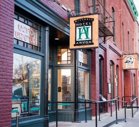 Historic Hotel Arvon Отели в г. Cascade County