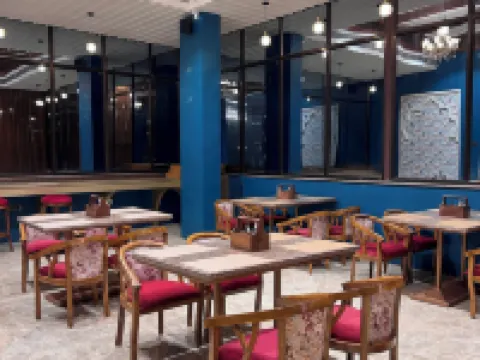 羅爾基拉傑馬哈爾酒店 魯爾基酒店