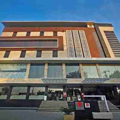 Hotel LN Courtyard Hotel Exterior