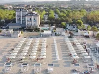 Hotel Liberty Beach - Parking & Beach Included Hotels in Misano Adriatico