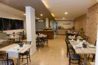 Hotel Plaza Cascavel - breakfast