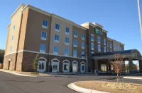 Holiday Inn Express & Suites Albany