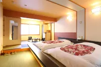 Club Wyndham Chikumakan Nagano فنادق في تشيكوما