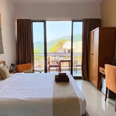 The Happinezz Hills Hotel Hotels near Pulau Menjangan-besar