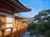 Wiyeonjae Hanok Stay - Parking