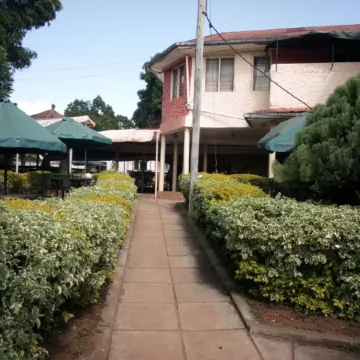 Kiembeni Resort