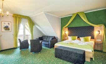 Panorama Berghotel Wettiner Höhe