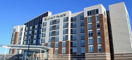 Hyatt Place Edmonton West Отели рядом с достопримечательностью «TELUS World of Science - Edmonton»