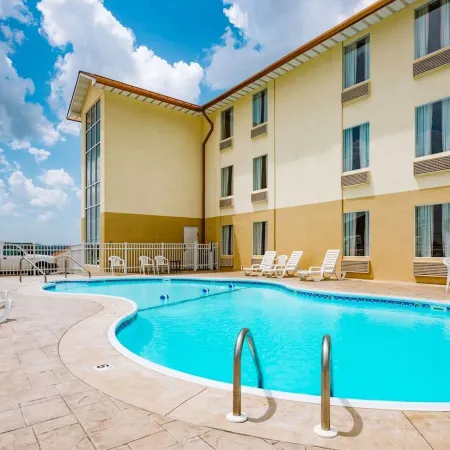 Savannah House Hotel