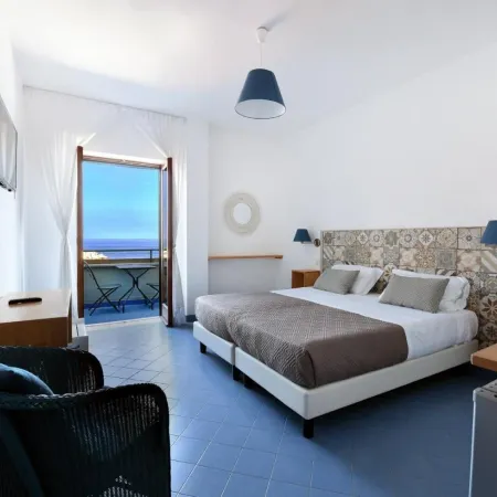Hotel Baia di Puolo Отели рядом с достопримечательностью «Пляж Марамео»