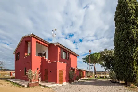 El Molino Agriturismo Отели рядом с достопримечательностью «La Feniglia»