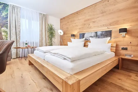 Zum Fischer am See Отели в г. Грассау