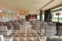 Van der Valk Hotel Groningen-Westerbroek Hotels in Hoogezand-Sappemeer