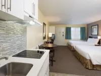 Siesta Suites Hotels near Crawford