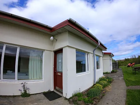 Eldá Apartments Отели рядом с достопримечательностью «Бани на озере Миватн»