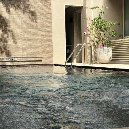 Roots Hotel Apartments Abidjan