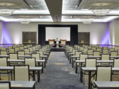 Renaissance Chicago Glenview Suites Hotel Hotels in Glenview