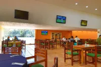 Hotel Aristos Cuernavaca - breakfast