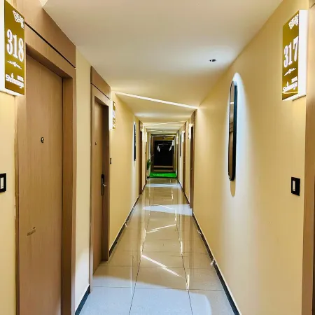 Hotel Shrimmaya