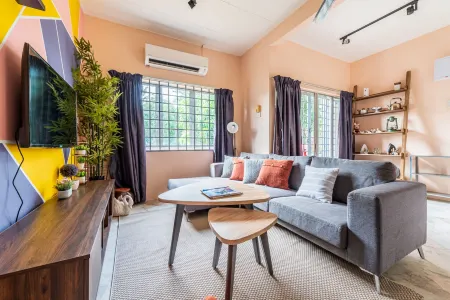 Corner 3Br Landed House at Sepang Отели рядом с достопримечательностью «Баган Лаланг Кэмпзит»